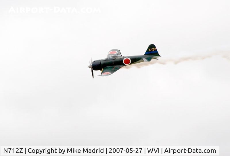 N712Z, 1942 Mitsubishi A6M3 Reisen (Zero) C/N 3869, High speed pass