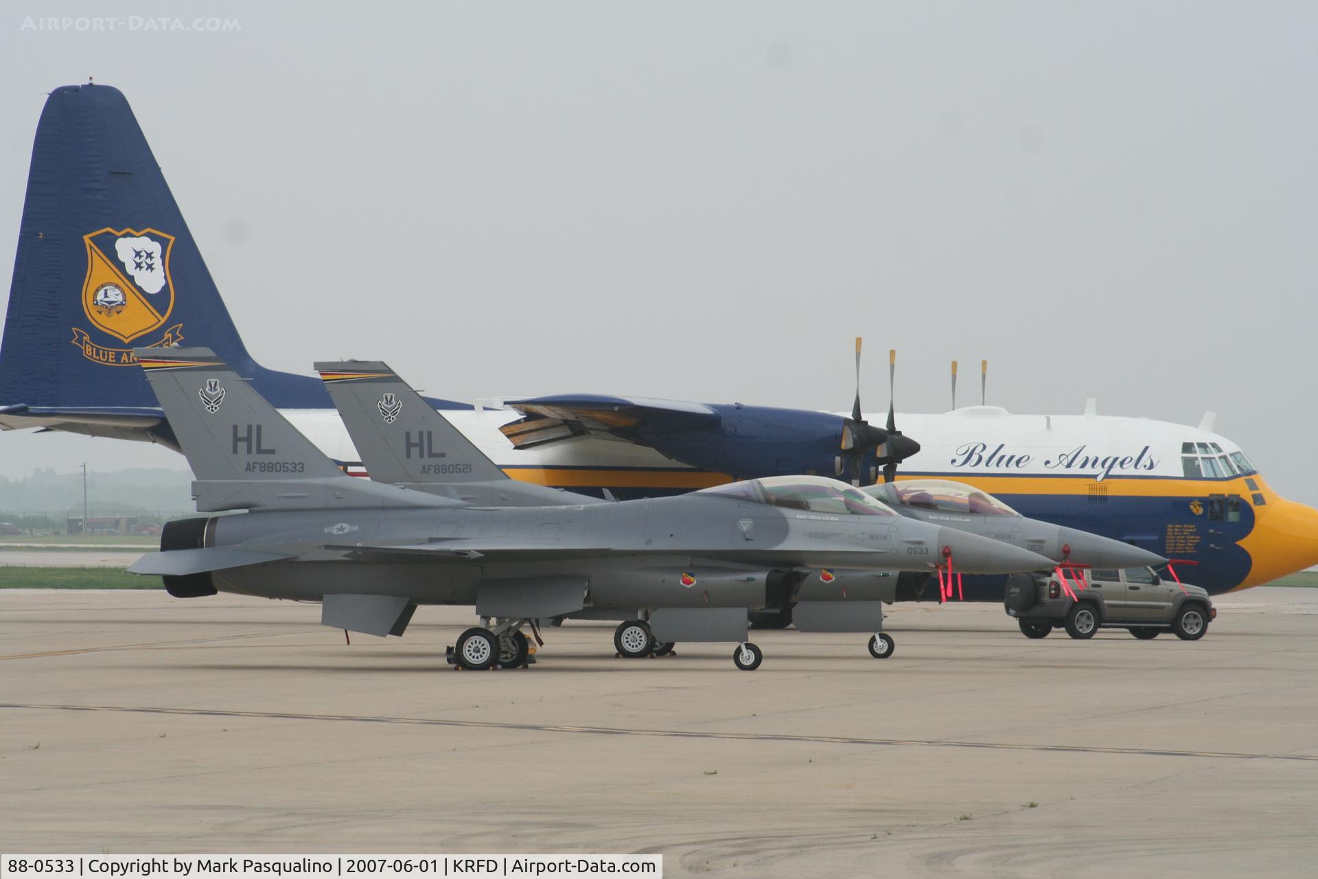 88-0533, 1988 General Dynamics F-16CG Night Falcon C/N 1C-135, F-16