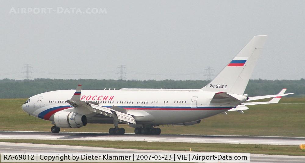 RA-69012, 1994 Ilyushin IL-96-300 C/N 74393201009, Präsident Putins air force two Ilyushin96