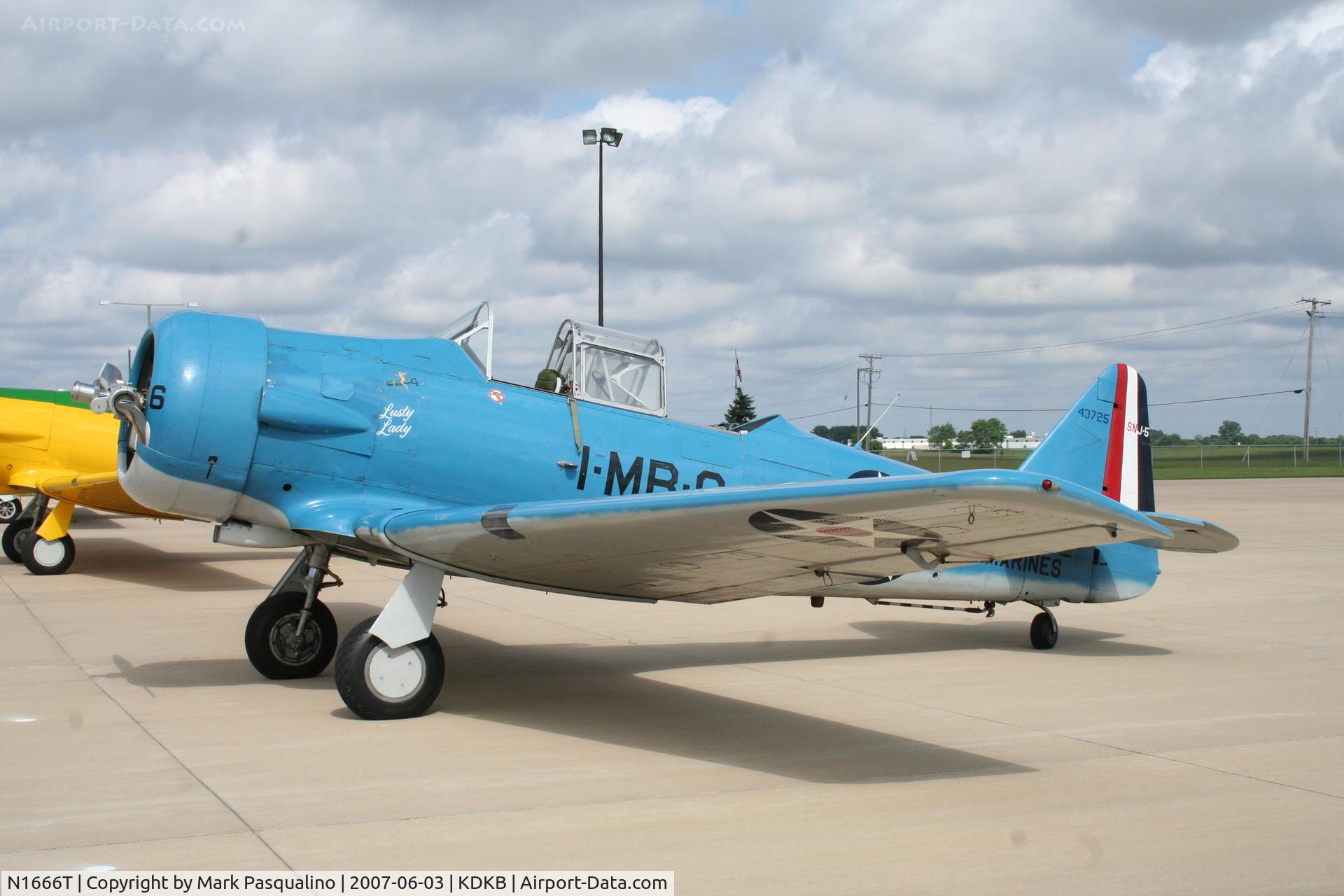 N1666T, North American SNJ-5B Texan C/N 43725, North American SNJ-5B