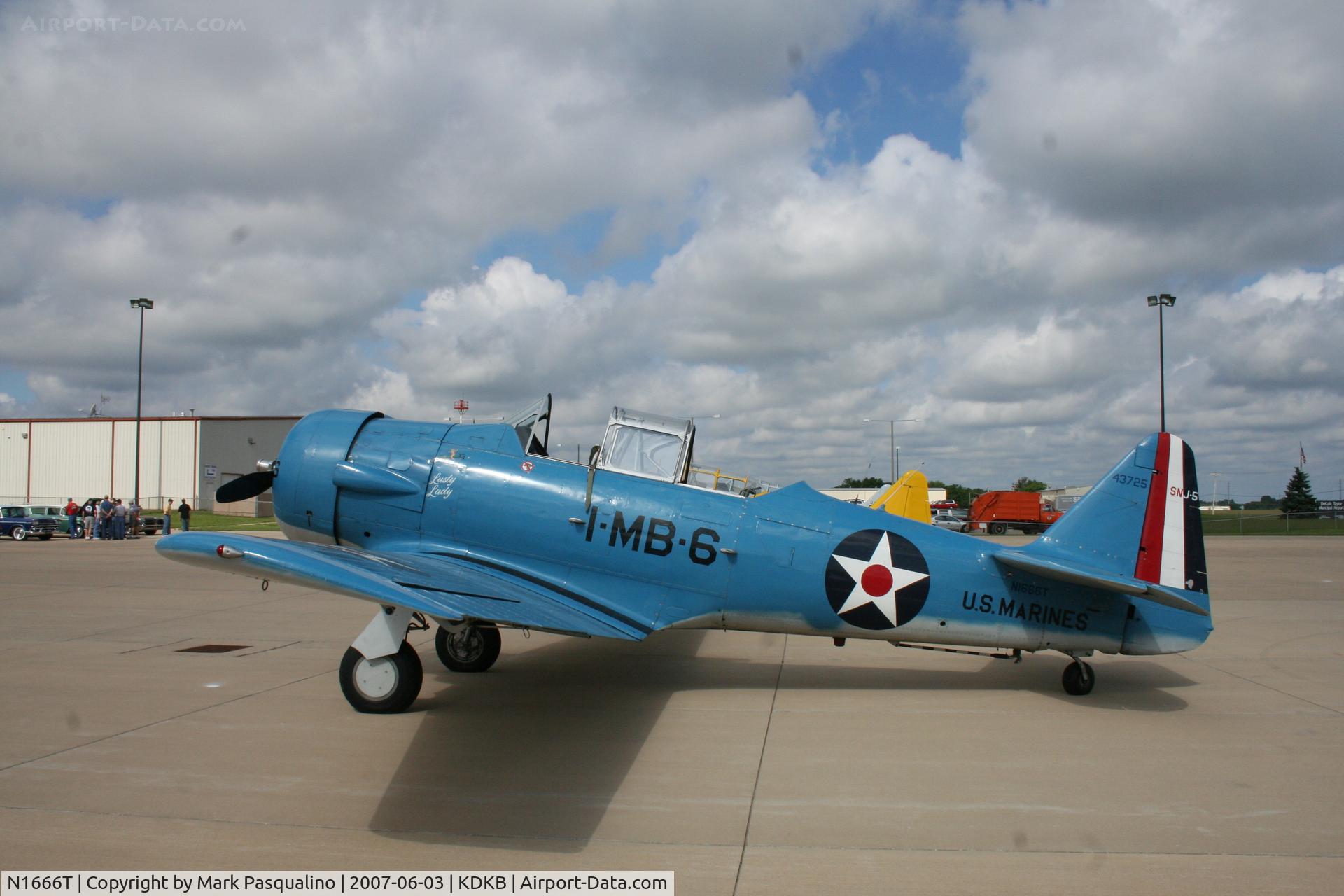N1666T, North American SNJ-5B Texan C/N 43725, North American SNJ-5B