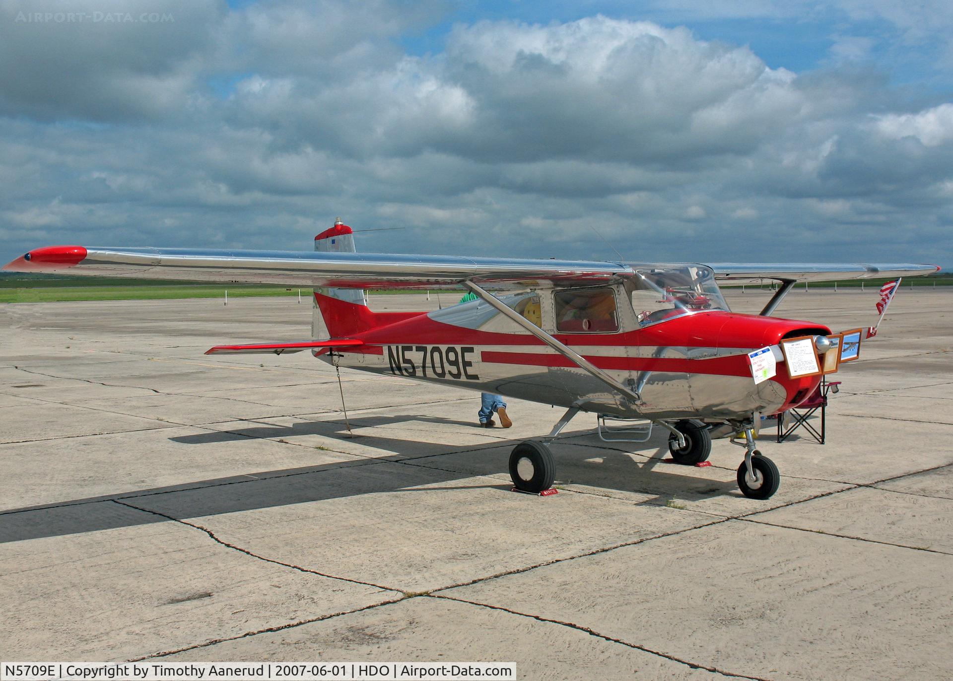 N5709E, 1959 Cessna 150 C/N 17209, 1959 Cessna 150, c/n 17209, The EAA Texas Fly-In