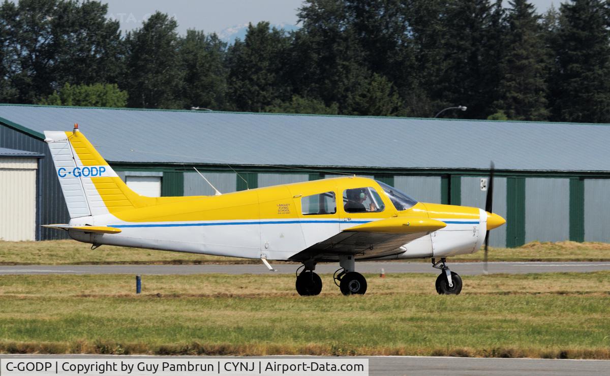 C-GODP, 1974 Piper PA-28-140 Cherokee Cruiser C/N 28-7425363, Clearing active runway