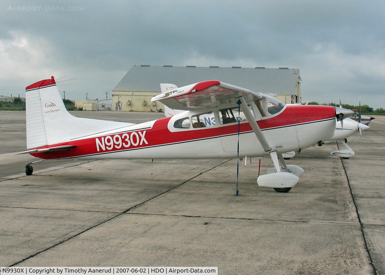N9930X, 1961 Cessna 185 Skywagon C/N 1850130, 1961 Cessna 185 Skywagon, c/n 1850130, The EAA Texas Fly-In