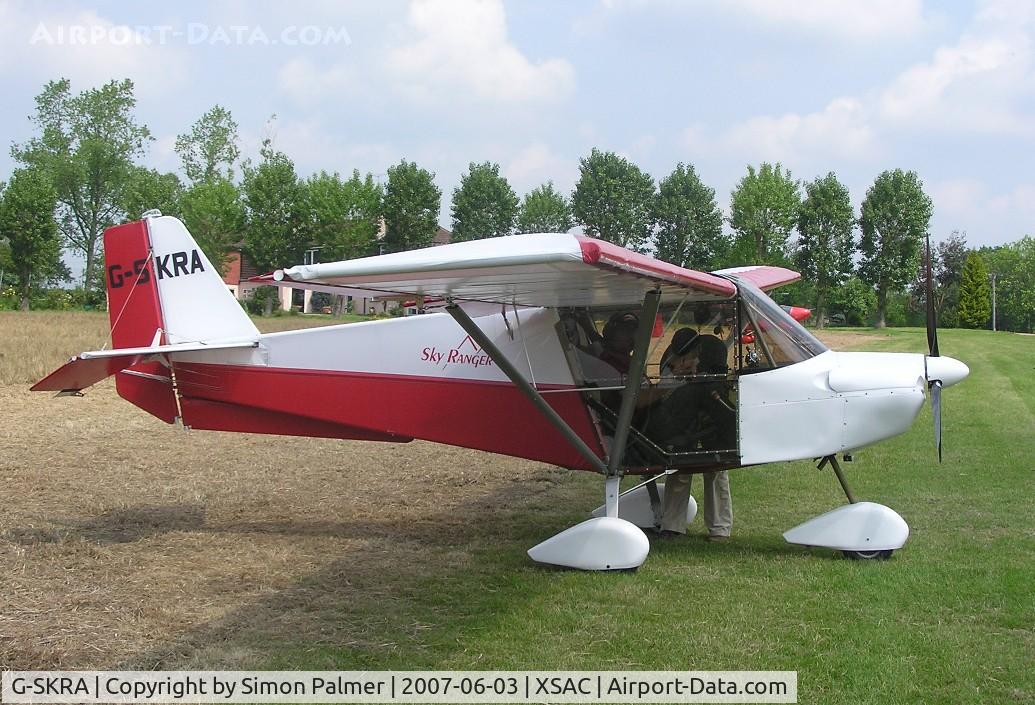 G-SKRA, 2005 Best Off Skyranger 912(2) C/N BMAA/HB/458, SkyRanger 912 at Sackville Farm, Riseley