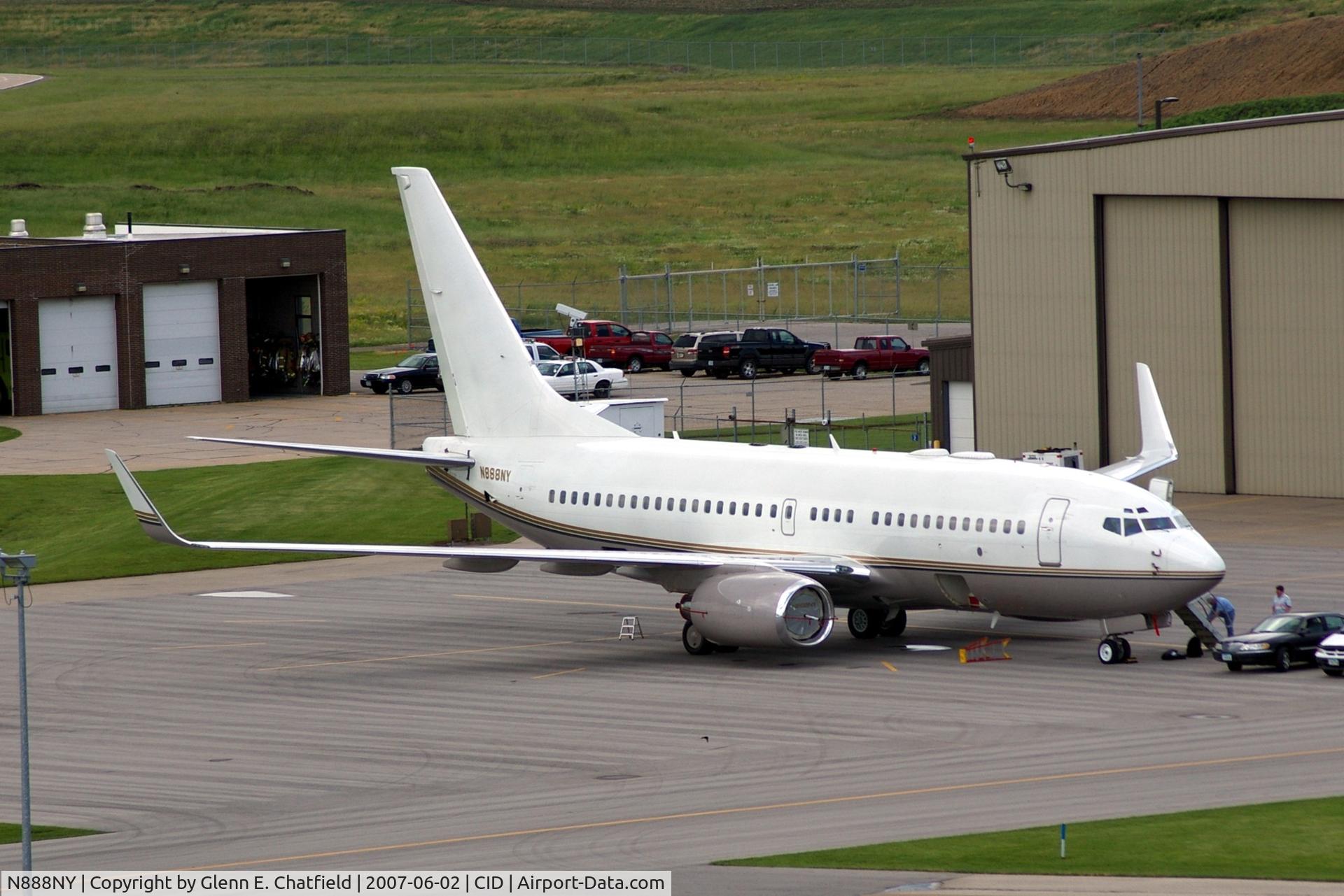 N888NY, 1999 Boeing 737-7CG BBJ C/N 30751, Parked on the Rockwell-Collins Ramp