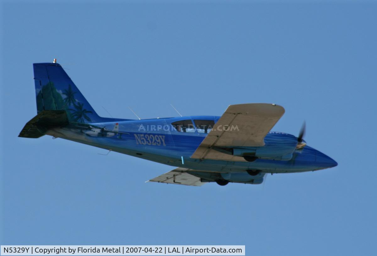 N5329Y, 1963 Piper PA-23-250 Aztec C/N 27-2406, PA-23