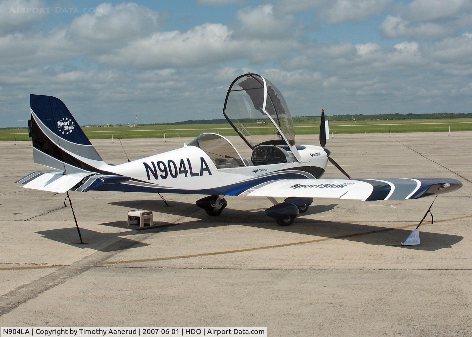 N904LA, 2007 Evektor-Aerotechnik Sportstar C/N 20070904, The EAA Texas Fly-In
