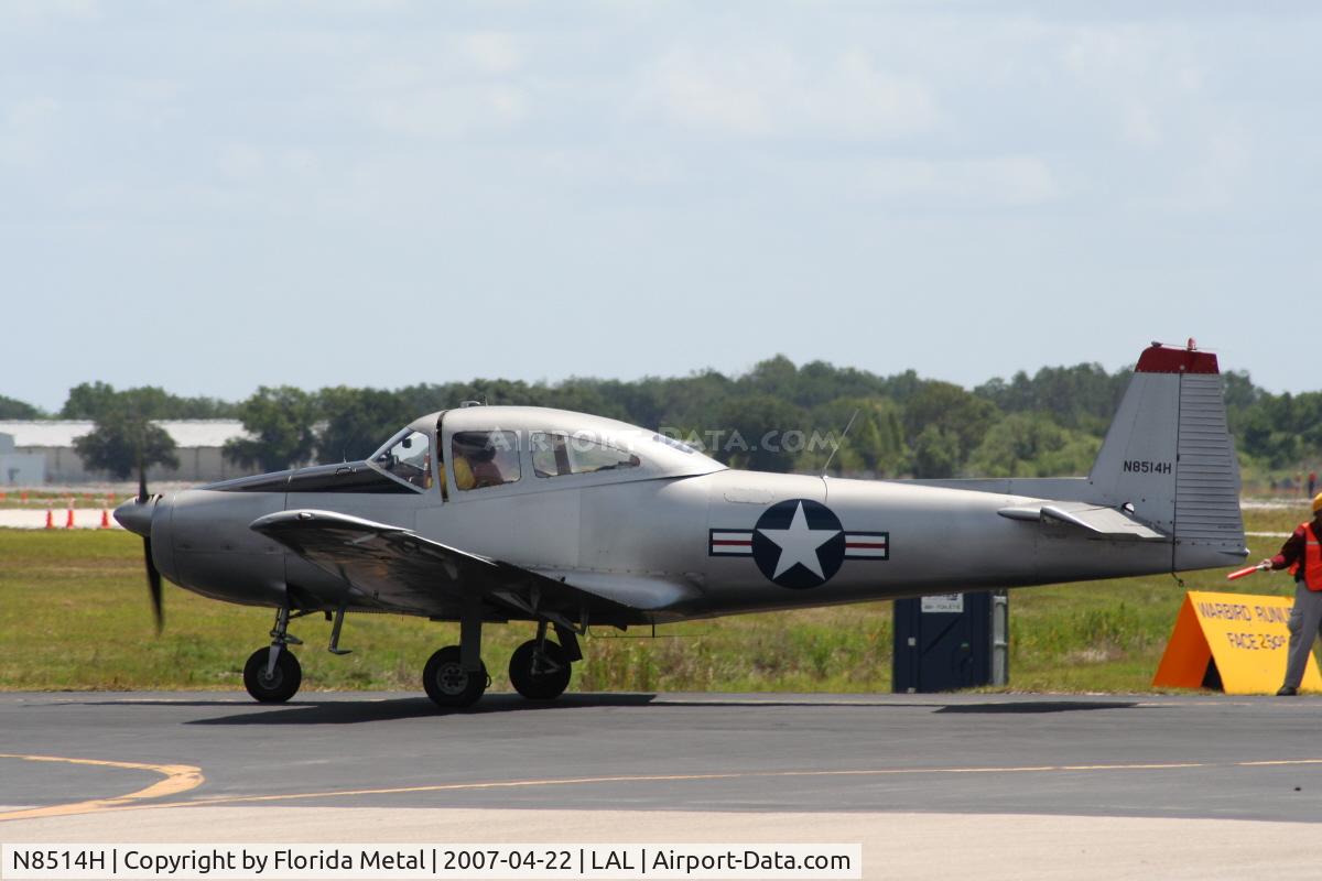 N8514H, 1947 North American Navion (NA-145) C/N NAV-4-512, L-17
