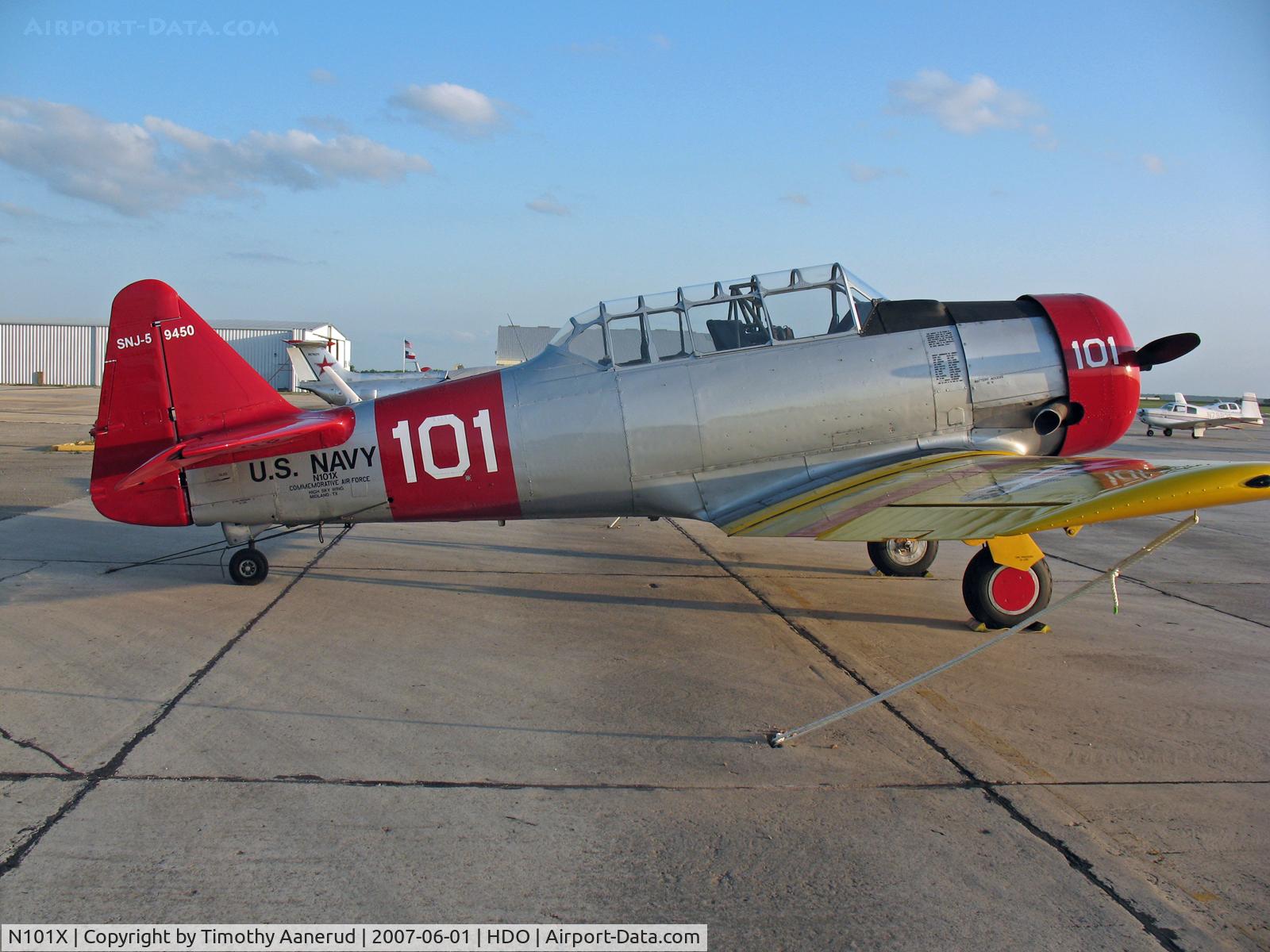 N101X, North American SNJ-5 Texan C/N 88-9450, The EAA Texas Fly-In