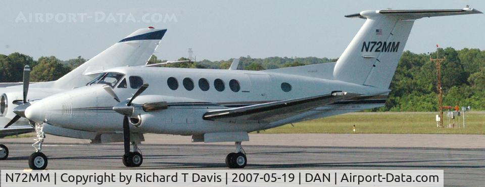 N72MM, 1979 Beech 200 C/N BB-497, 1979 Beech 200 in Danville Va.