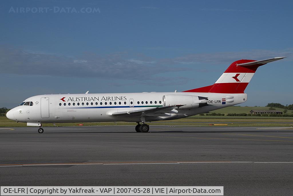 OE-LFR, 1996 Fokker 70 (F-28-0070) C/N 11572, Austrian Airlines Fokke r70