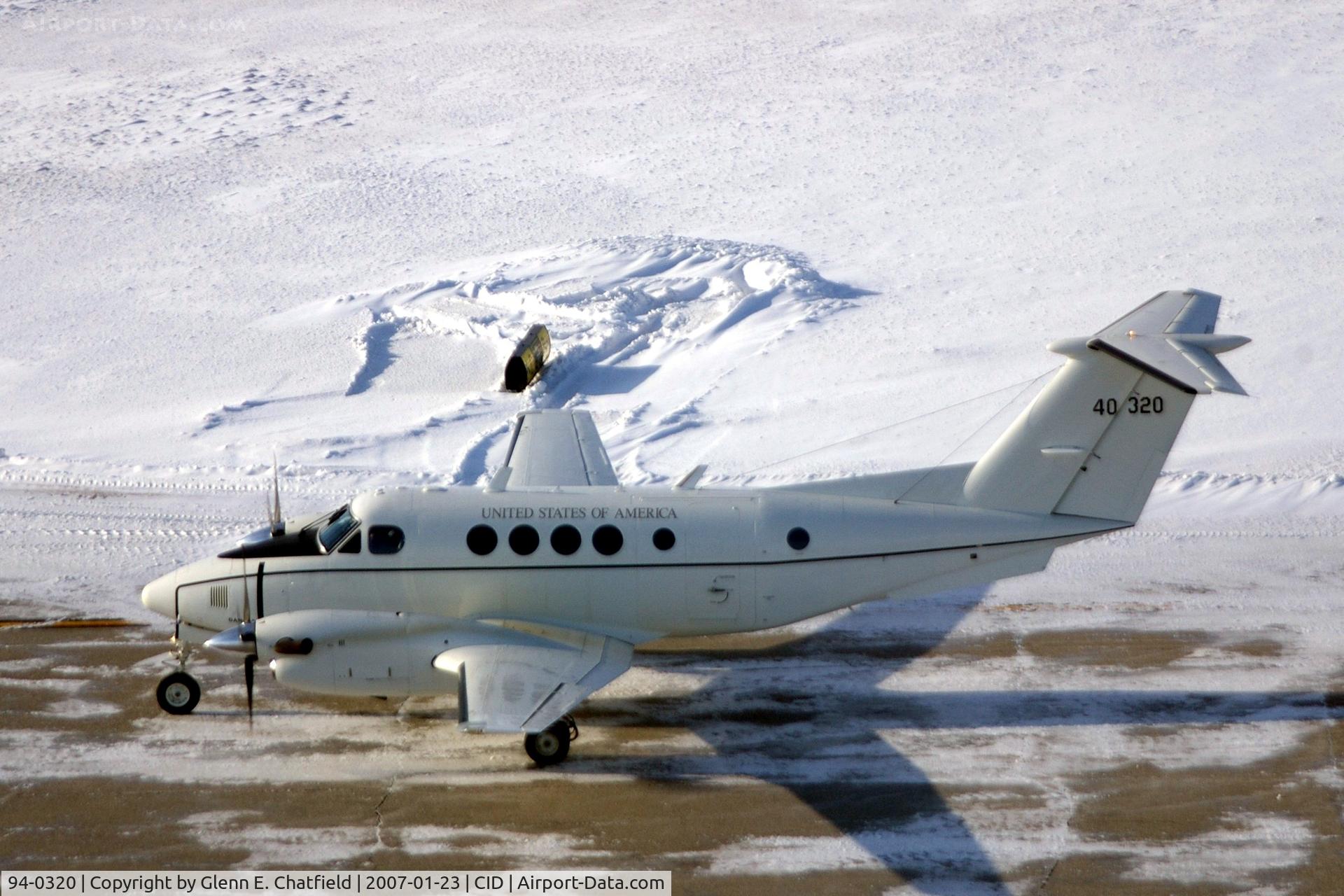 94-0320, 1994 Beech C-12R Huron C/N BW-009, C-12R taxiing by the control tower