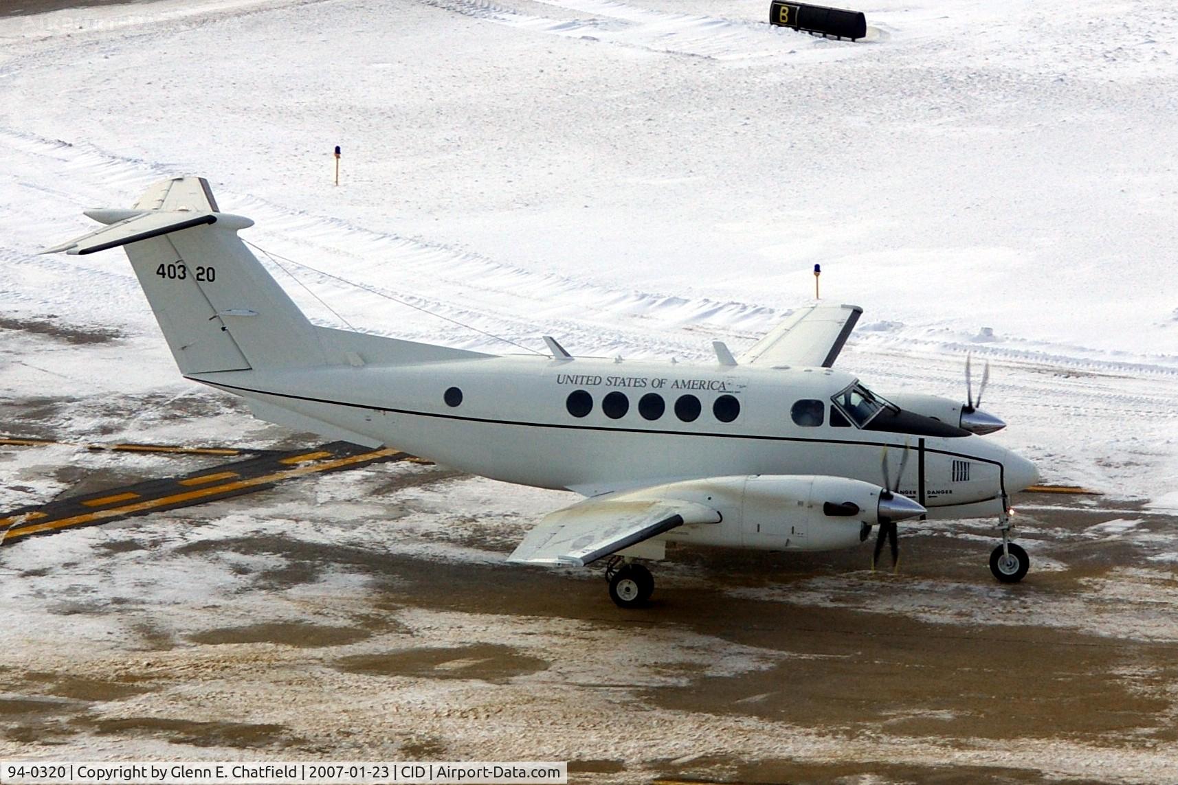 94-0320, 1994 Beech C-12R Huron C/N BW-009, C-12R taxiing by the control tower