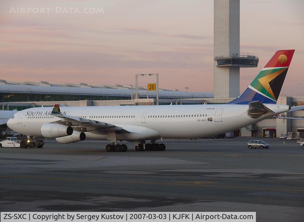 ZS-SXC, 2004 Airbus A340-313E C/N 590, My first close encounter with an A340!