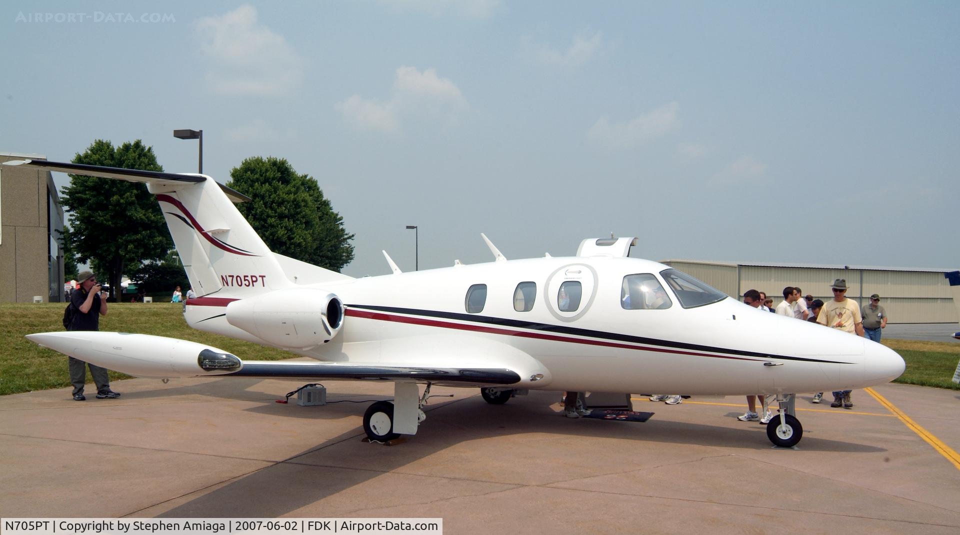 N705PT, 2007 Eclipse Aviation Corp EA500 C/N 000014, Eclipse at the AOPA Open House