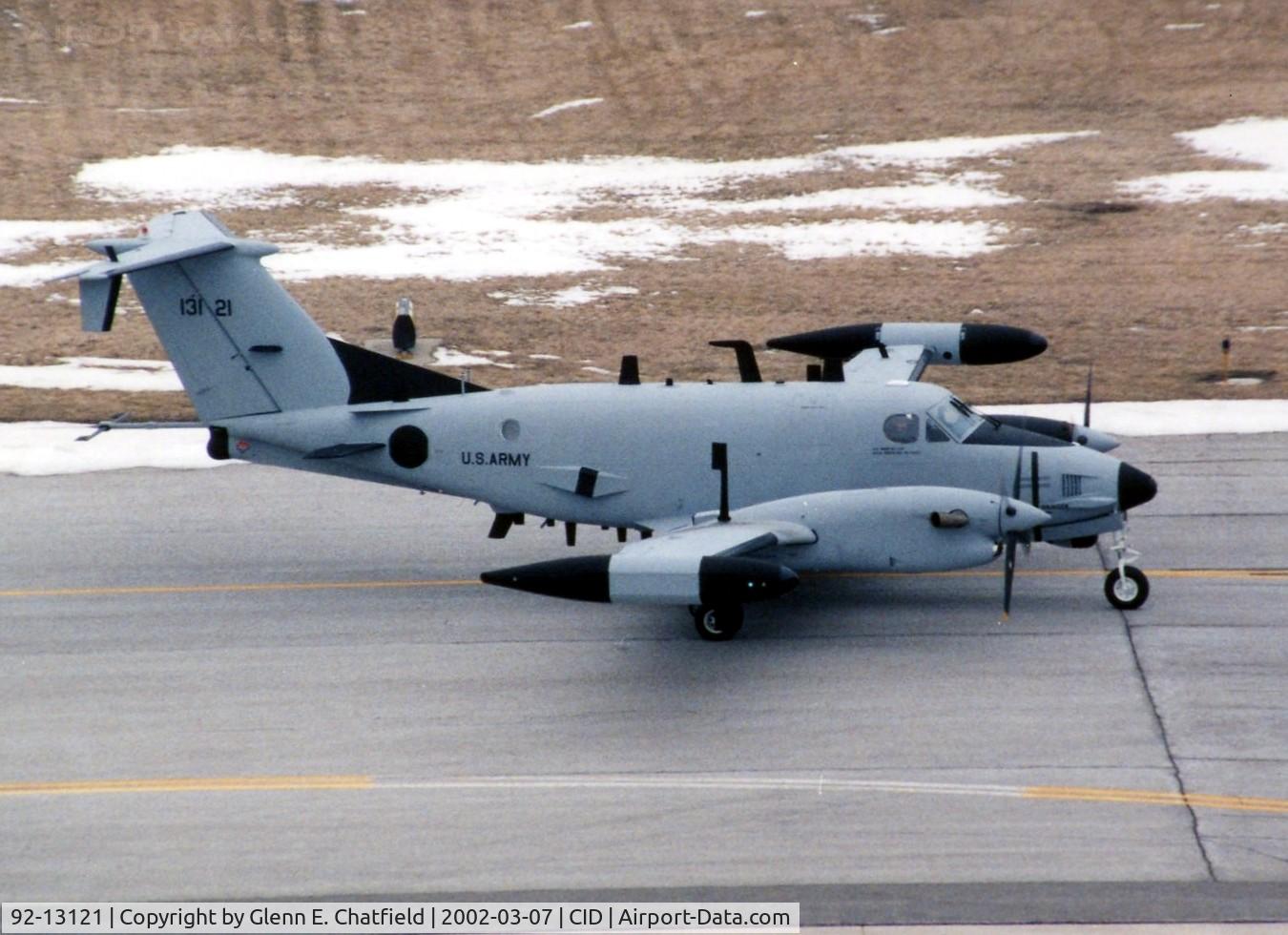 92-13121, 1992 Beech RC-12P Huron C/N FE-027, RC-12P taxiing in past the control tower