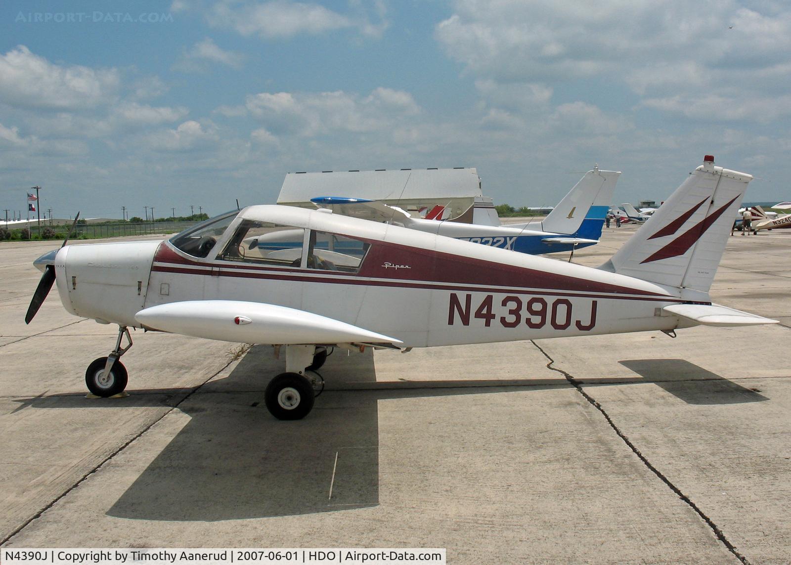 N4390J, 1967 Piper PA-28-140 C/N 28-22780, The EAA Texas Fly-In