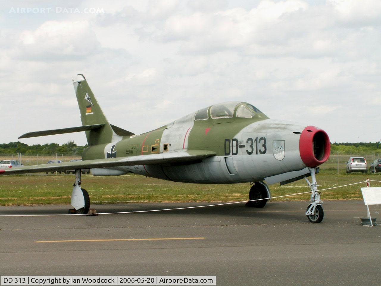 DD 313, Republic F-84F Thunderstreak C/N Not found 52-6774, Republic F-84F/Preserved/Berlin-Gatow (Carries DD+313)