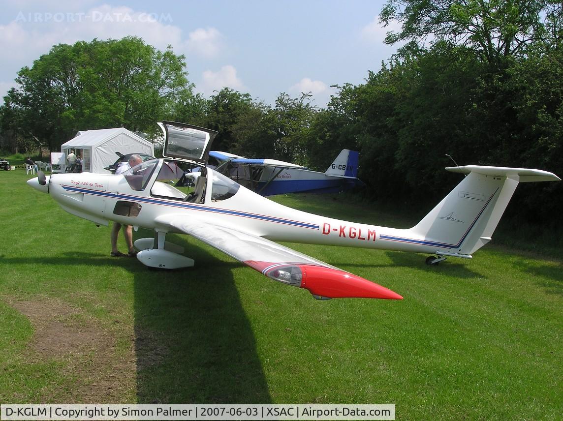 D-KGLM, 1984 Grob G-109B C/N 6237, Grob G109B at Sackville Lodge, Riseley