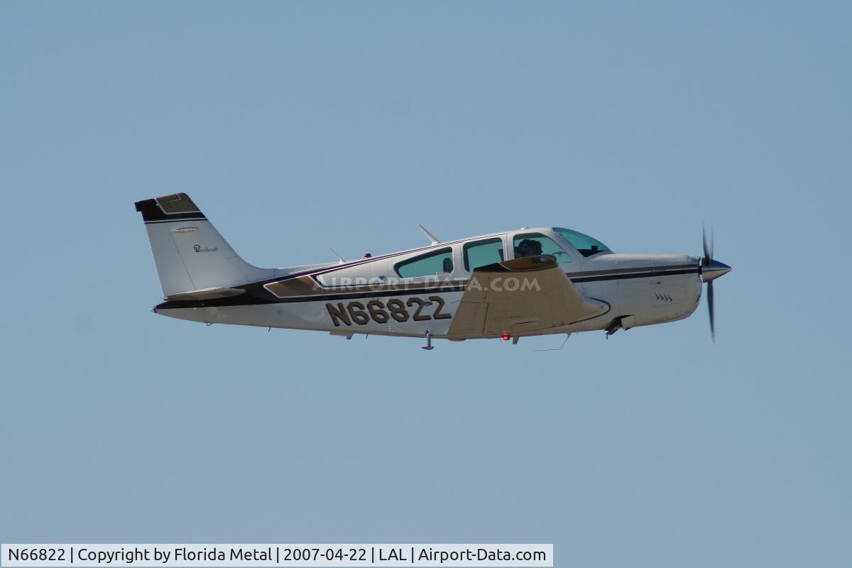 N66822, 1979 Beech F33A Bonanza C/N CE-887, F33A