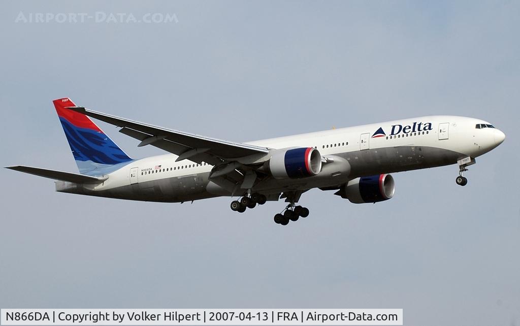 N866DA, 1999 Boeing 777-232ER C/N 29738, Boeing 767-332ER