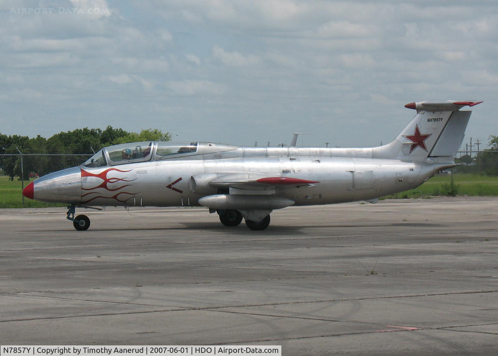 N7857Y, 1964 Aero L-29 DELFIN C/N 490925, The EAA Texas Fly-In