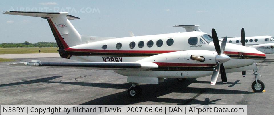 N38RY, 1987 Beech 300 C/N FA-134, 1987 Beech 300 in Danville Va.