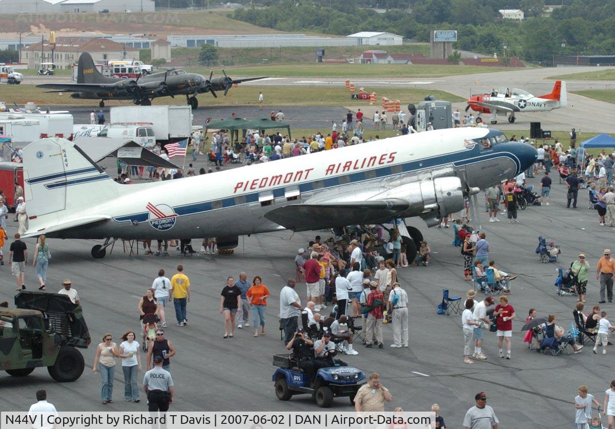 N44V, 1942 Douglas DC-3 C/N 4545, 1942 Douglas DC3 in Danville Va. for 2007 Southside Sky-Fest