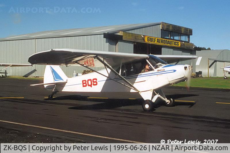 ZK-BQS, Piper PA-18 C/N 18-5418, did my tailwheel rating on this Cub