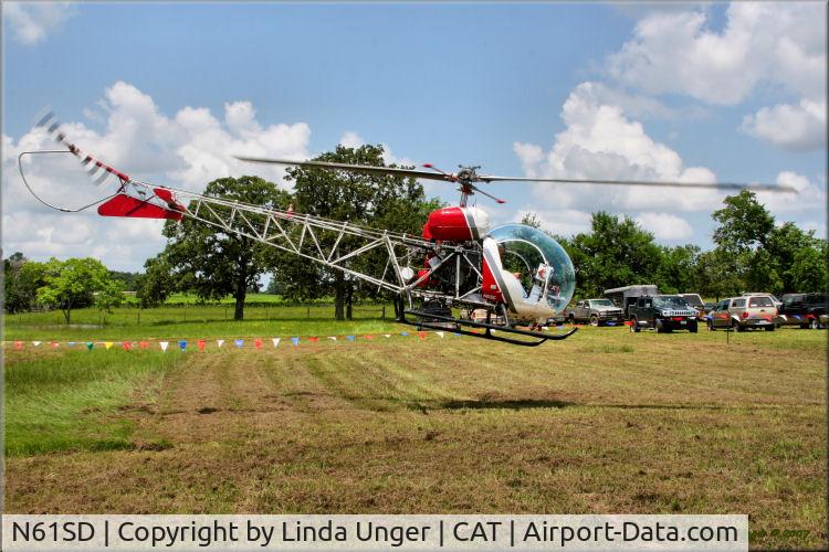 N61SD, 1966 Bell 47G-3B-1 Sioux C/N 3551, Take Off