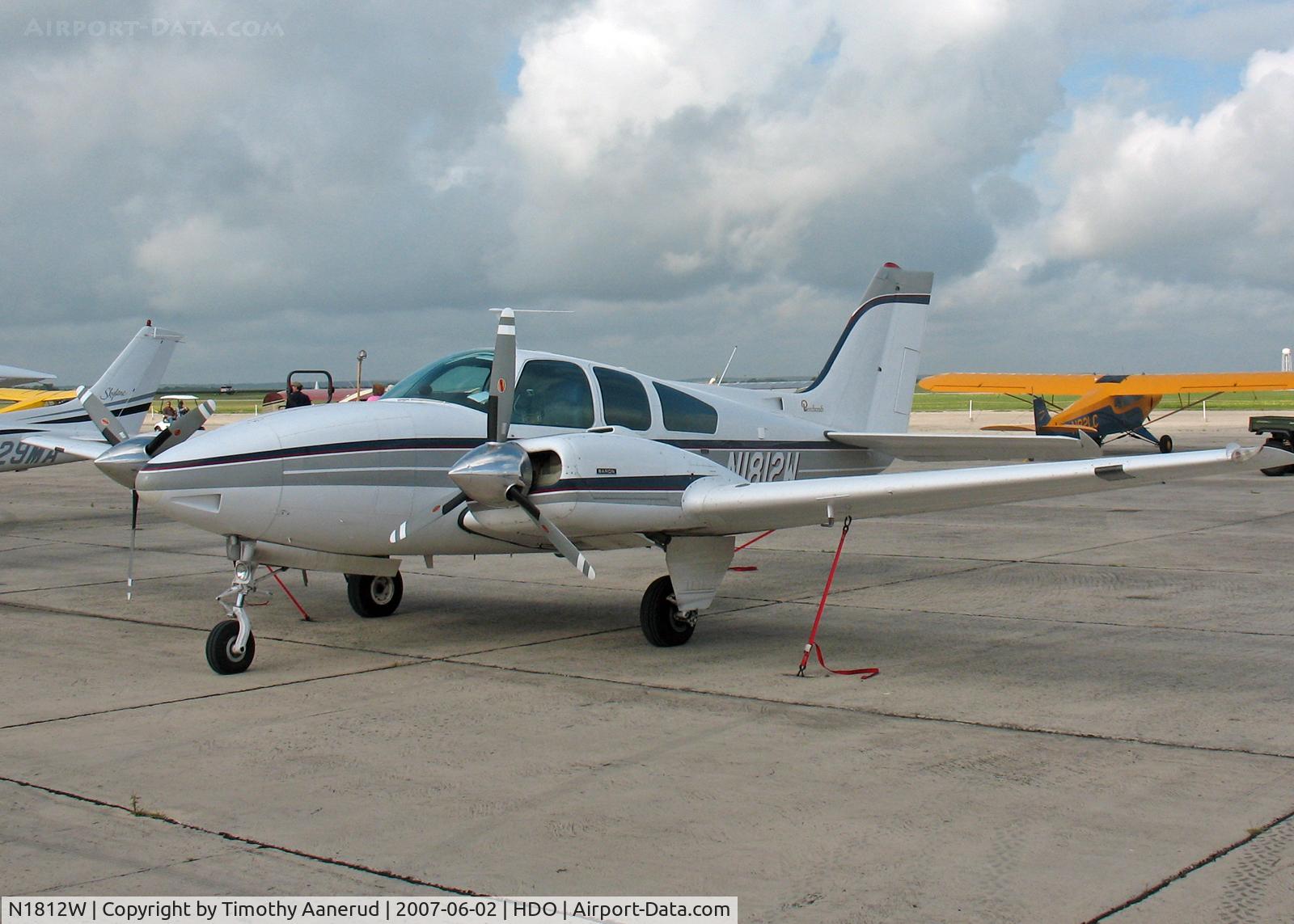 N1812W, 1972 Beech E-55 Baron C/N TE-894, The EAA Texas Fly-In