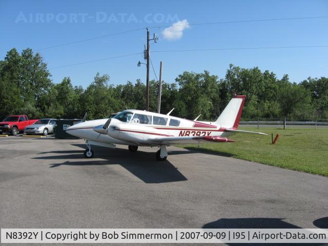 N8392Y, 1967 Piper PA-30 Twin Comanche Twin Comanche C/N 30-1547, Kenton, OH breakfast fly-in