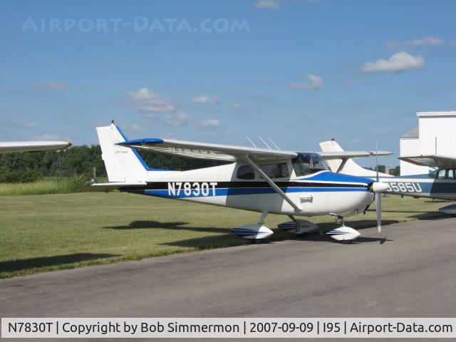 N7830T, 1960 Cessna 172A C/N 47430, Kenton, OH breakfast fly-in