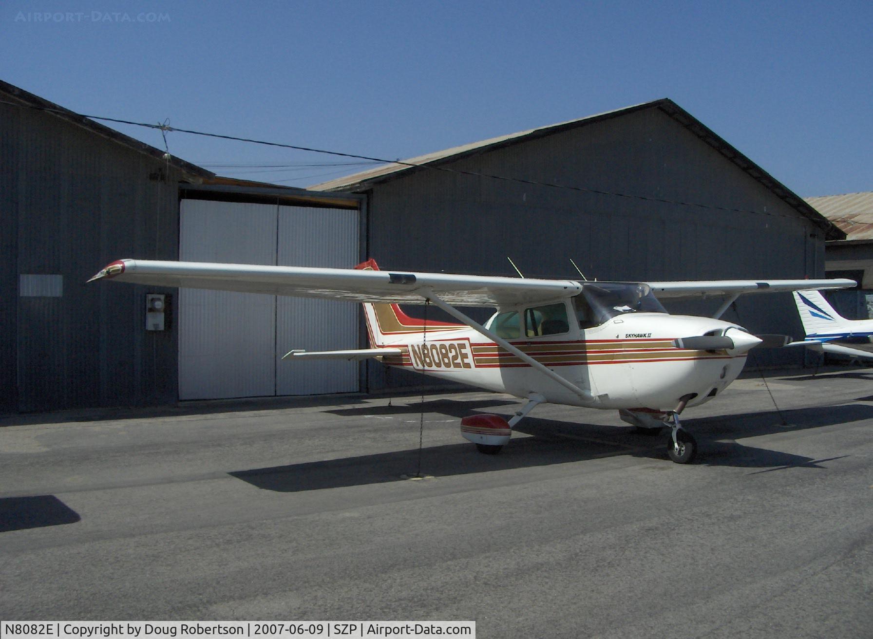 N8082E, 1978 Cessna 172N C/N 17272135, 1978 Cessna 172N, Lycoming O-320-H2AD 160 Hp