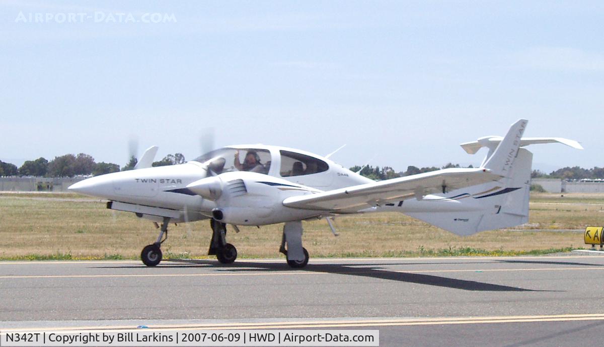 N342T, 2007 Diamond DA-42 Twin Star C/N 42.AC042, Leaving Hayward
