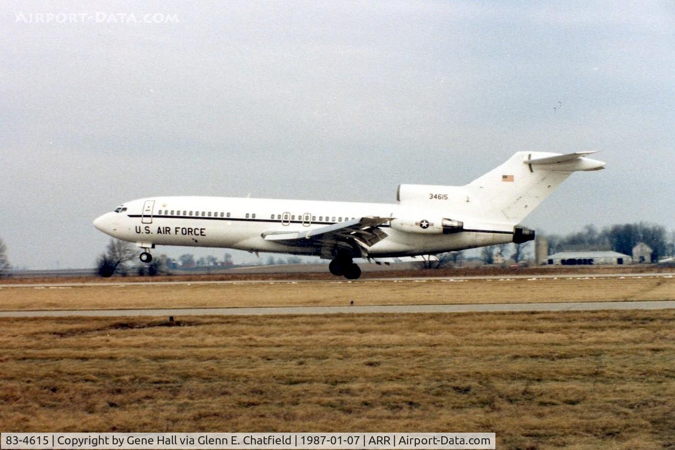 83-4615, 1965 Boeing 727-35 C/N 18816, C-22B arriving runway 9