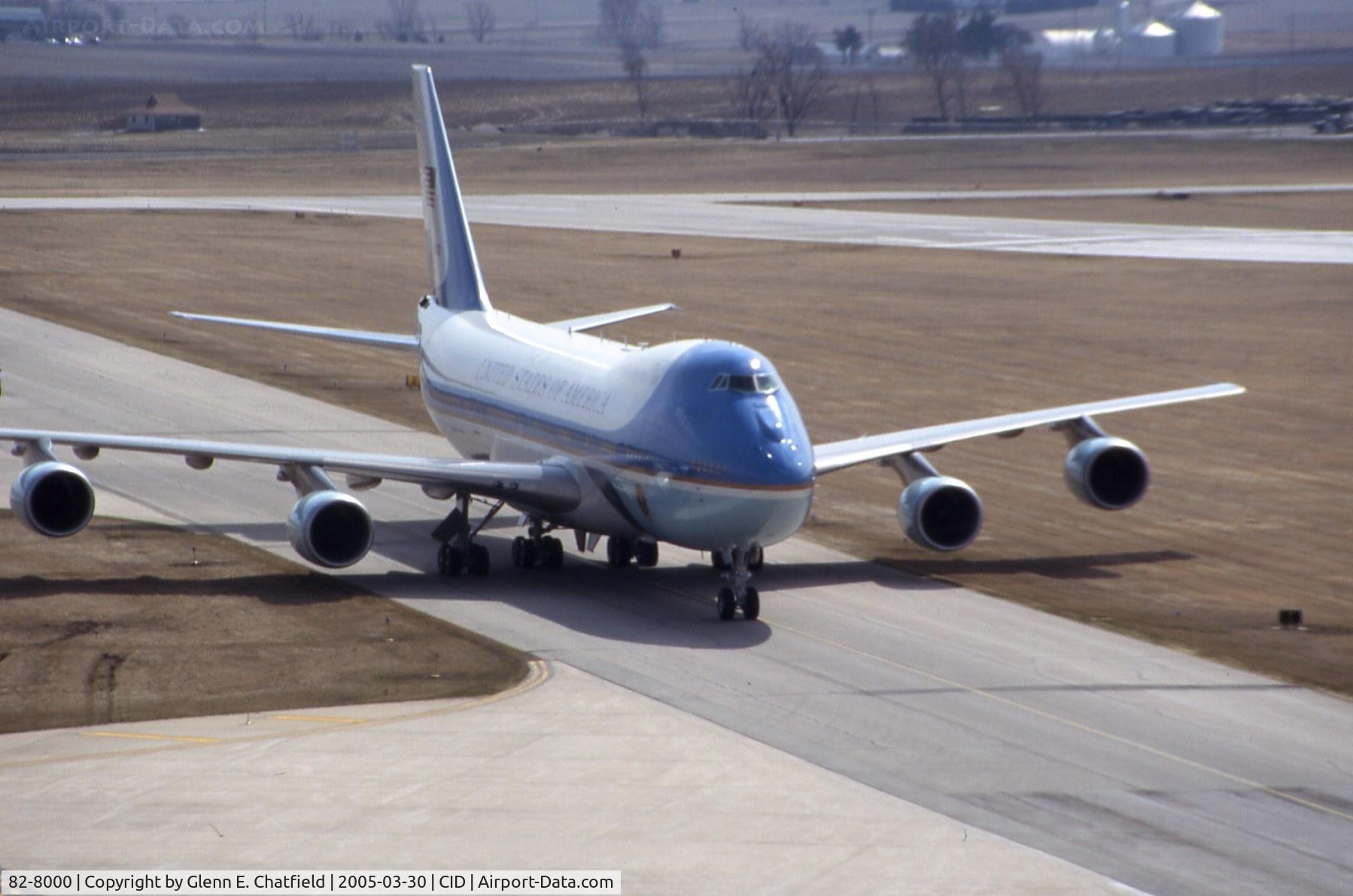 82-8000, 1987 Boeing VC-25A (747-2G4B) C/N 23824, Air Force One taxiing in from landing runway 9