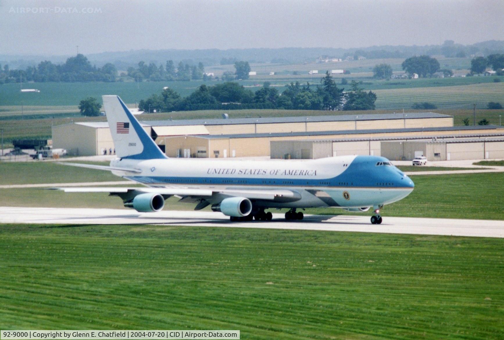 92-9000, 1987 Boeing VC-25A (747-2G4B) C/N 23825, Air Force One beginning take off runway 27