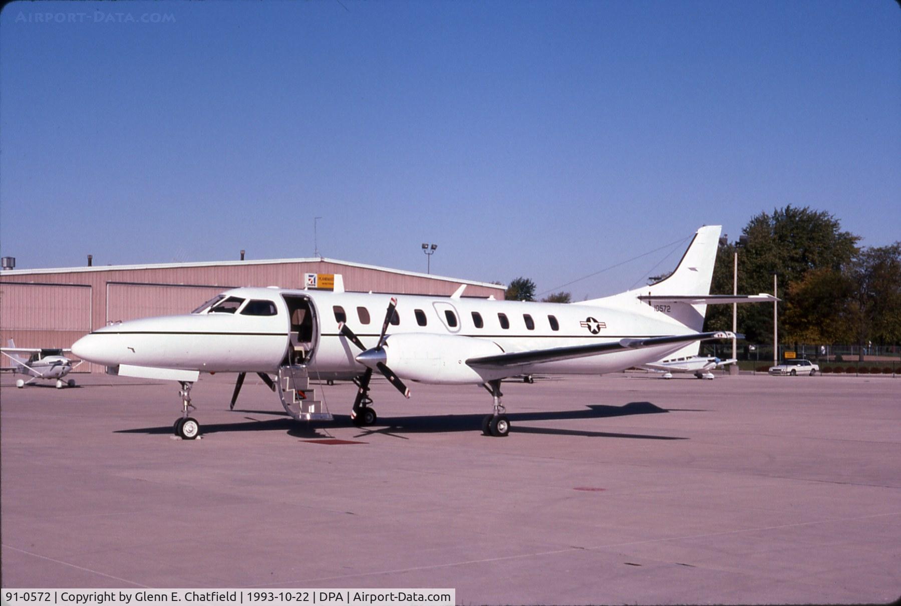 91-0572, 1991 Fairchild C-26B Metro 23 (SA-227DC) C/N DC-828M, C-26B on the Planemasters FBO ramp