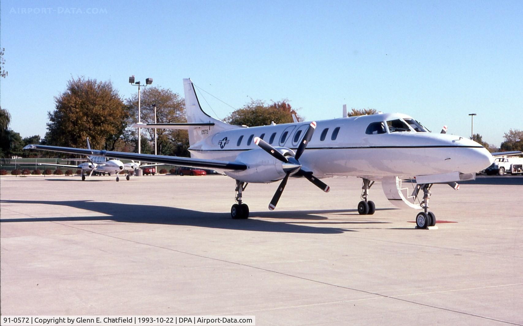 91-0572, 1991 Fairchild C-26B Metro 23 (SA-227DC) C/N DC-828M, C-26B on the Planemasters FBO ramp