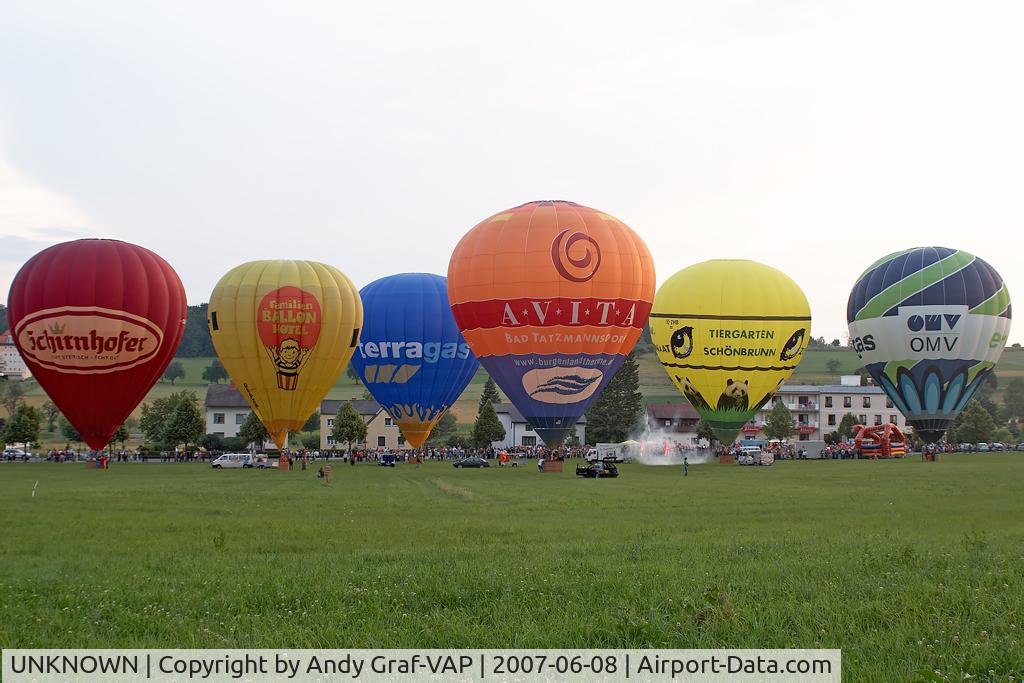 UNKNOWN, Balloons Various C/N Unknown, Night of the balloons