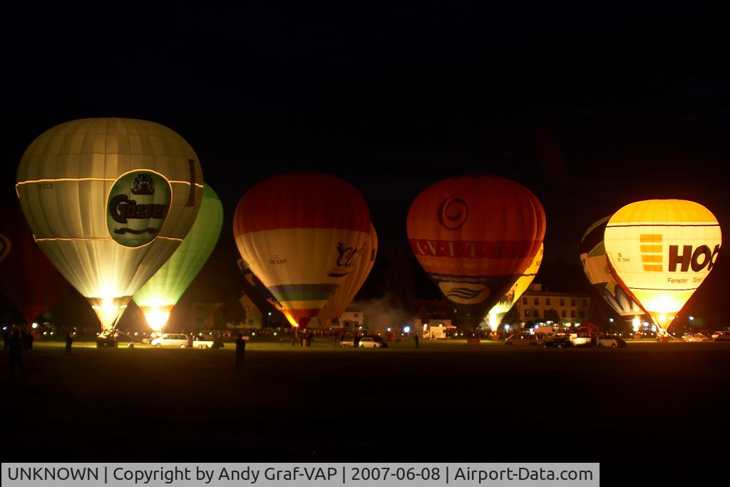 UNKNOWN, Balloons Various C/N Unknown, Night of the balloons