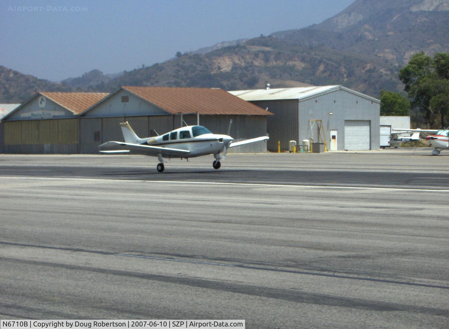 N6710B, 1980 Beech C23 Sundowner 180 C/N M-2246, 1980 Beech C23 SUNDOWNER, Lycoming O&VO-360 180 Hp, landing Rwy 22