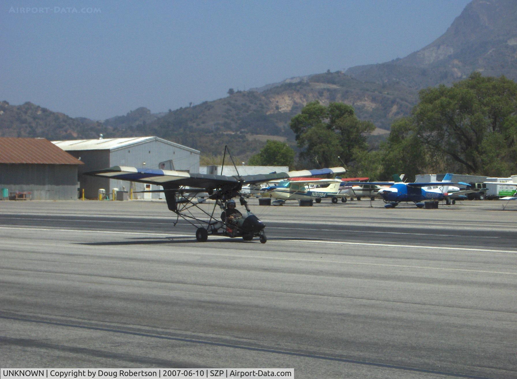 UNKNOWN, Ultralights various C/N Unknown, Ultralight landing roll Rwy 22
