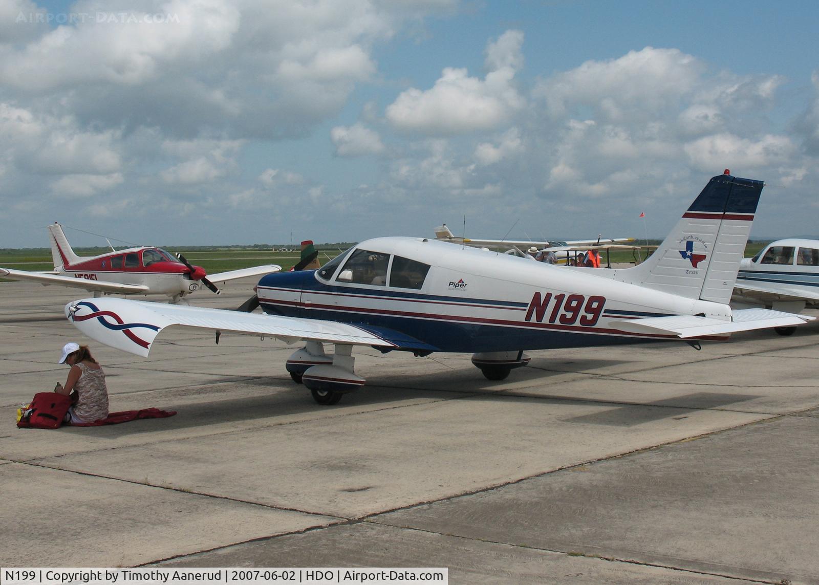 N199, 1964 Piper PA-28-140 Cherokee C/N 28-20568, The EAA Texas Fly-In. In Earth as it is in Texas