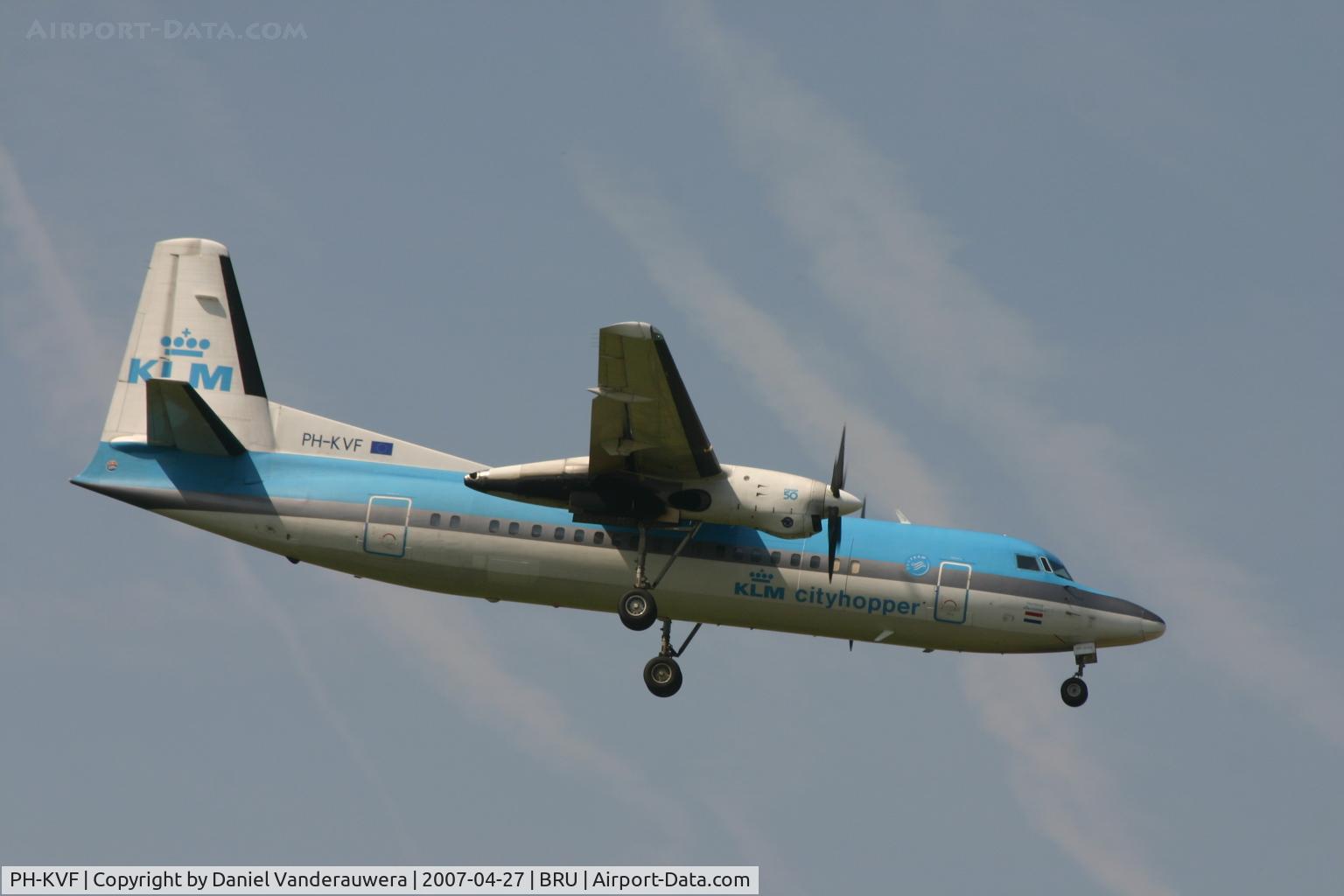PH-KVF, 1990 Fokker 50 C/N 20207, descending to rwy 02