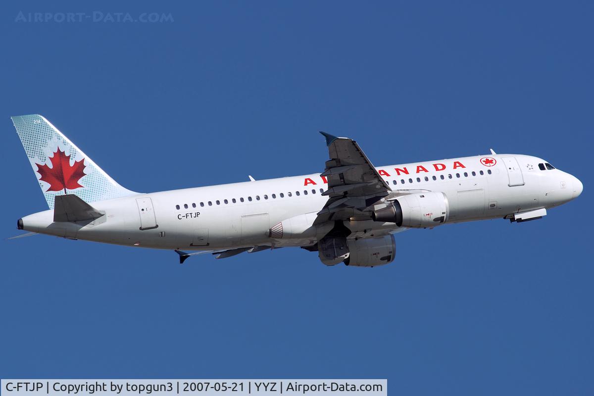C-FTJP, 1991 Airbus A320-211 C/N 233, Departing from RWY06R.