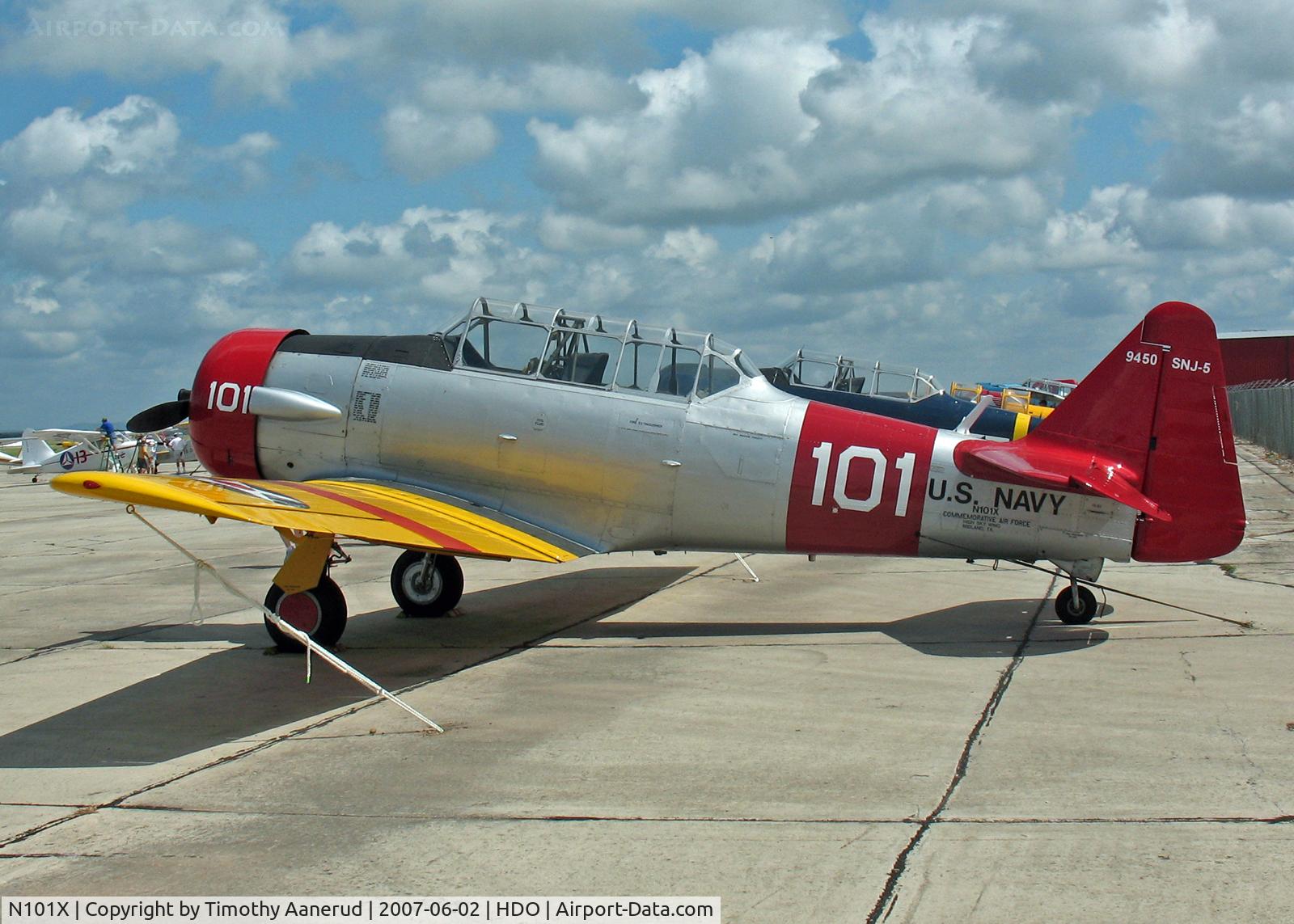 N101X, North American SNJ-5 Texan C/N 88-9450, The EAA Texas Fly-In