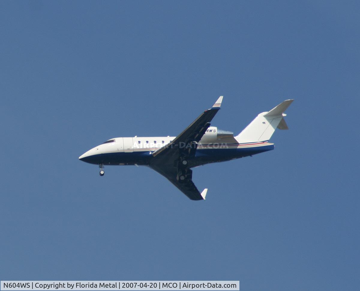 N604WS, 2000 Canadair Challenger 604 (CL-600-2B16) C/N 5471, Challenger 604